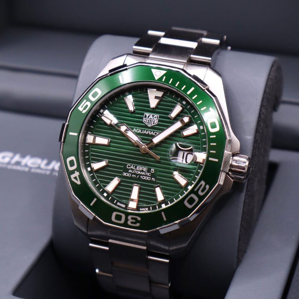 TAG Heuer Aquaracer 'Hulk' WAY201S