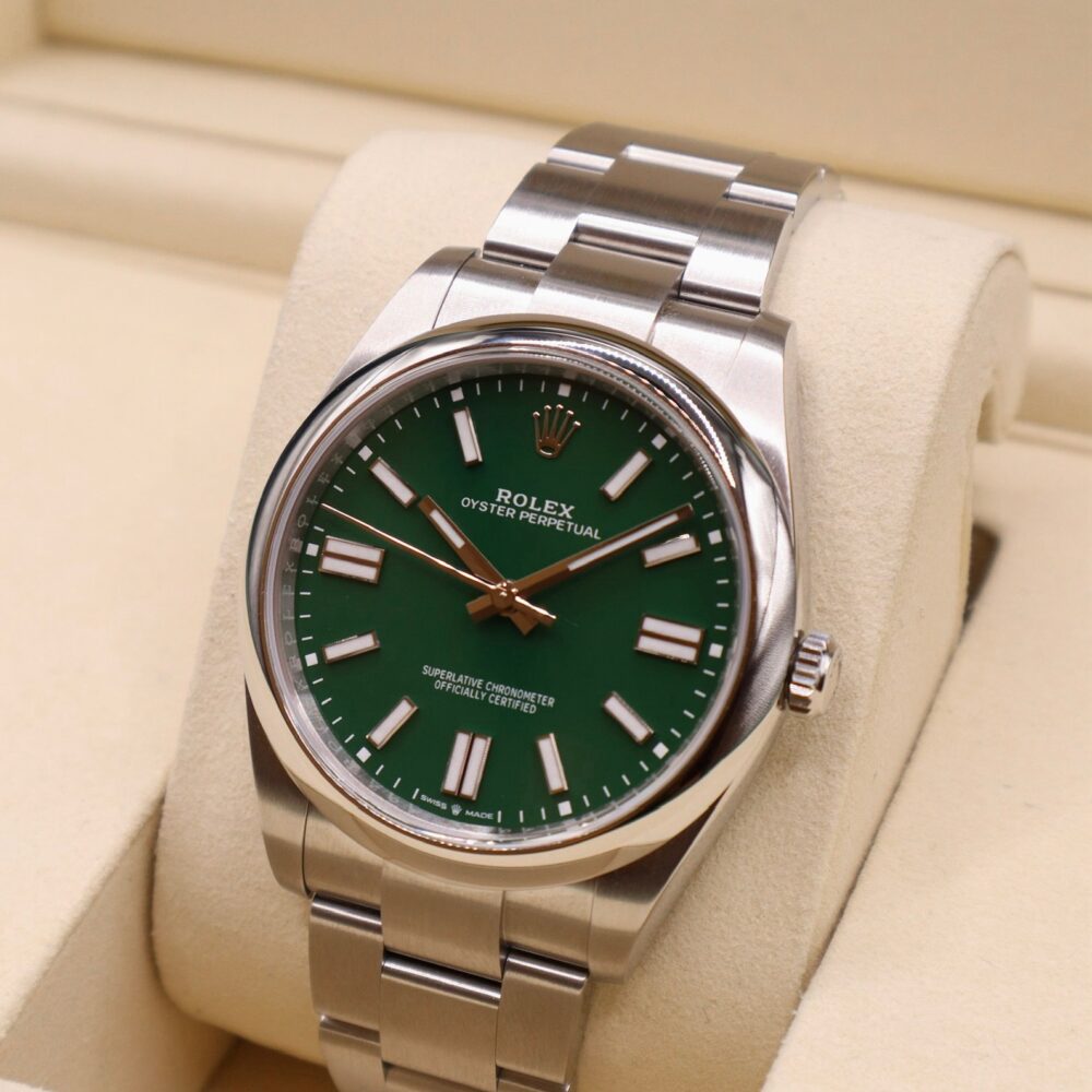 2025 Rolex Oyster Perpetual 41 Green - 124300